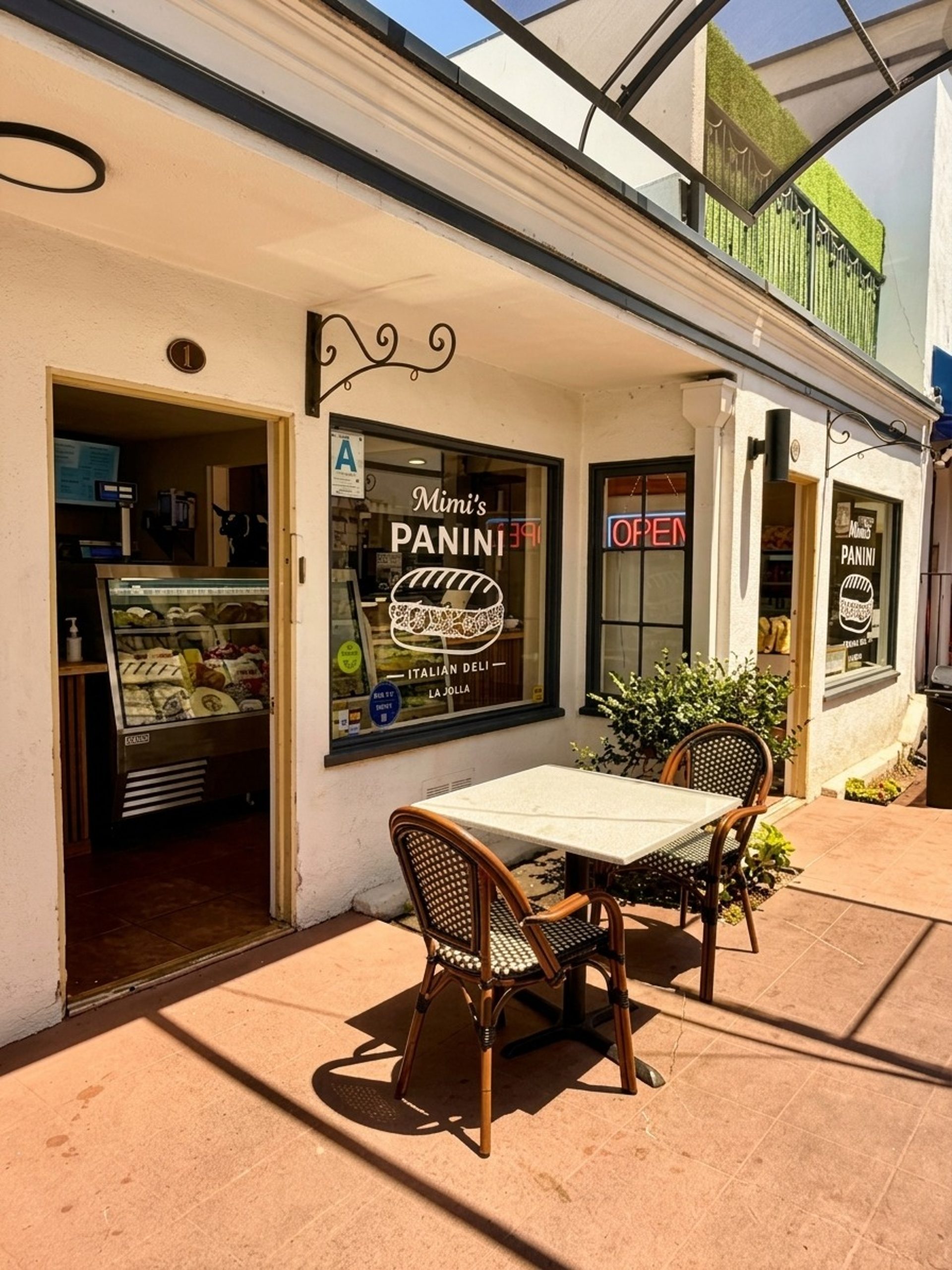 A Little Italian Deli Near La Jolla Cove